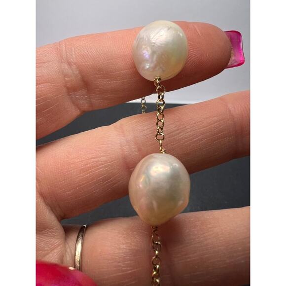 Baroque cultured pearl station toggle bracelet in gold over sterling silver - Picture 2 of 11